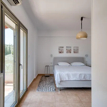 Willa Hills, Spectacular Sea View