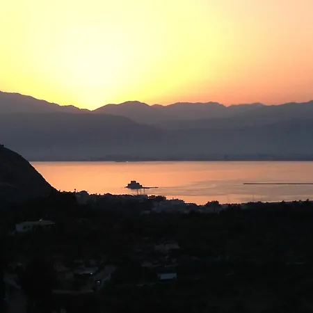 Hills, Spectacular Sea View Willa *